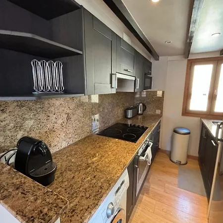 Lumineux Vue Calme Au Cœur Du Viel Clim Neuve Appartement *
