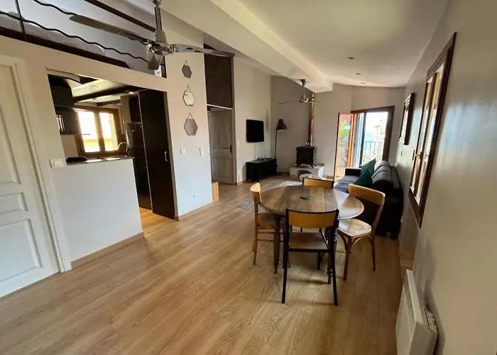 Lumineux Vue Calme Au Coeur Du Viel Clim Neuve * Antibes